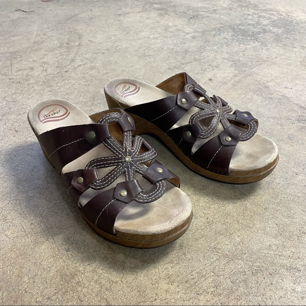 Dansko Serena Leather Flower Platform Sandal 41